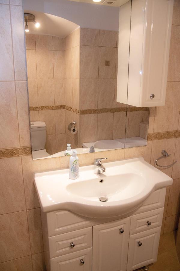 Theatroom Apartman Eğri Dış mekan fotoğraf