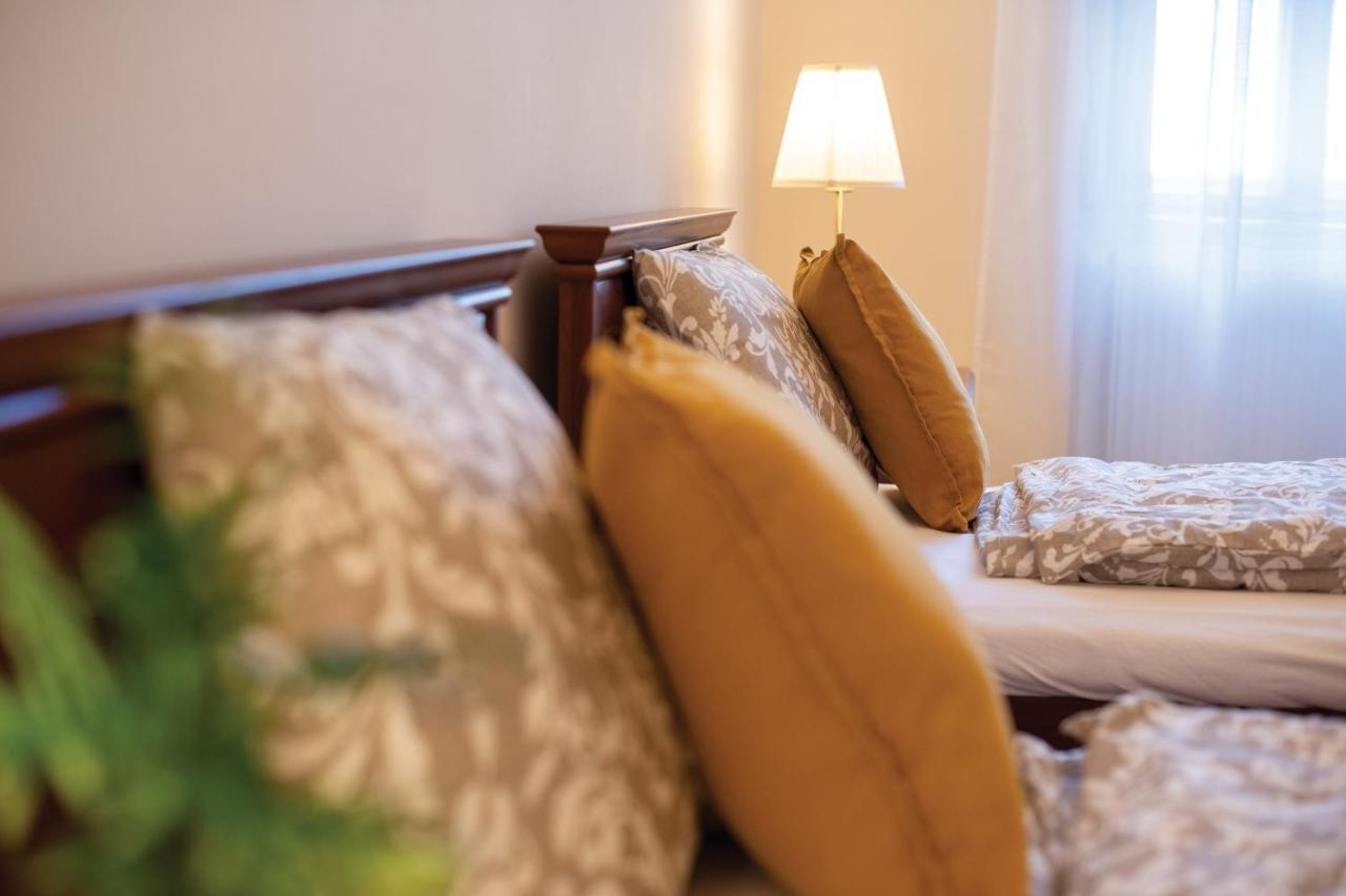 Theatroom Apartman Eğri Dış mekan fotoğraf