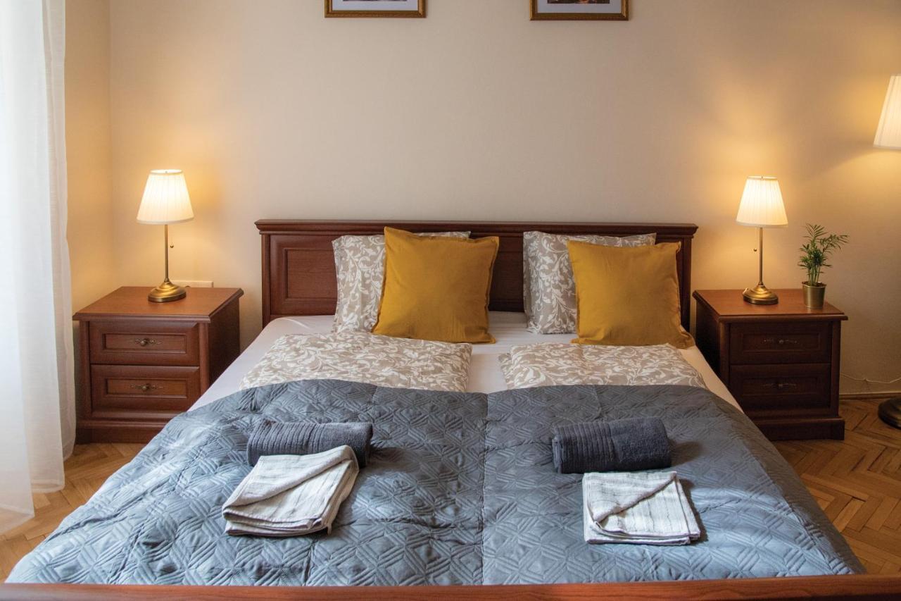 Theatroom Apartman Eğri Dış mekan fotoğraf