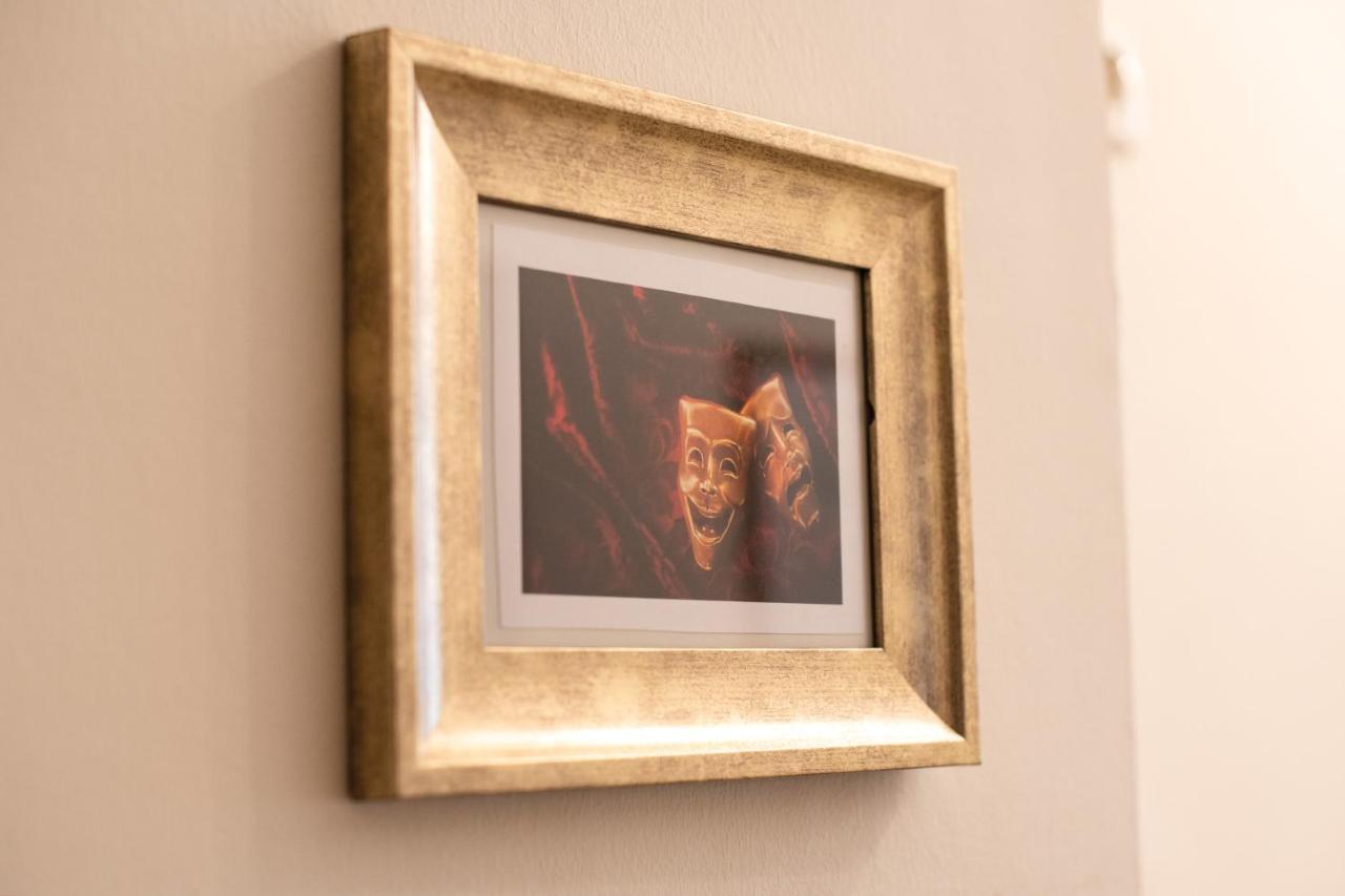 Theatroom Apartman Eğri Dış mekan fotoğraf