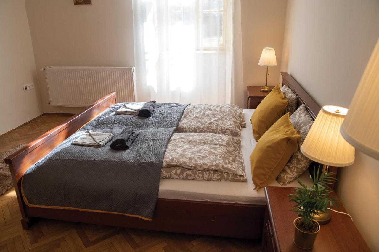 Theatroom Apartman Eğri Dış mekan fotoğraf